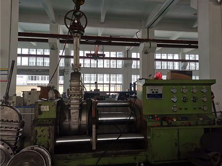 Pressure Testing Machine1(001)